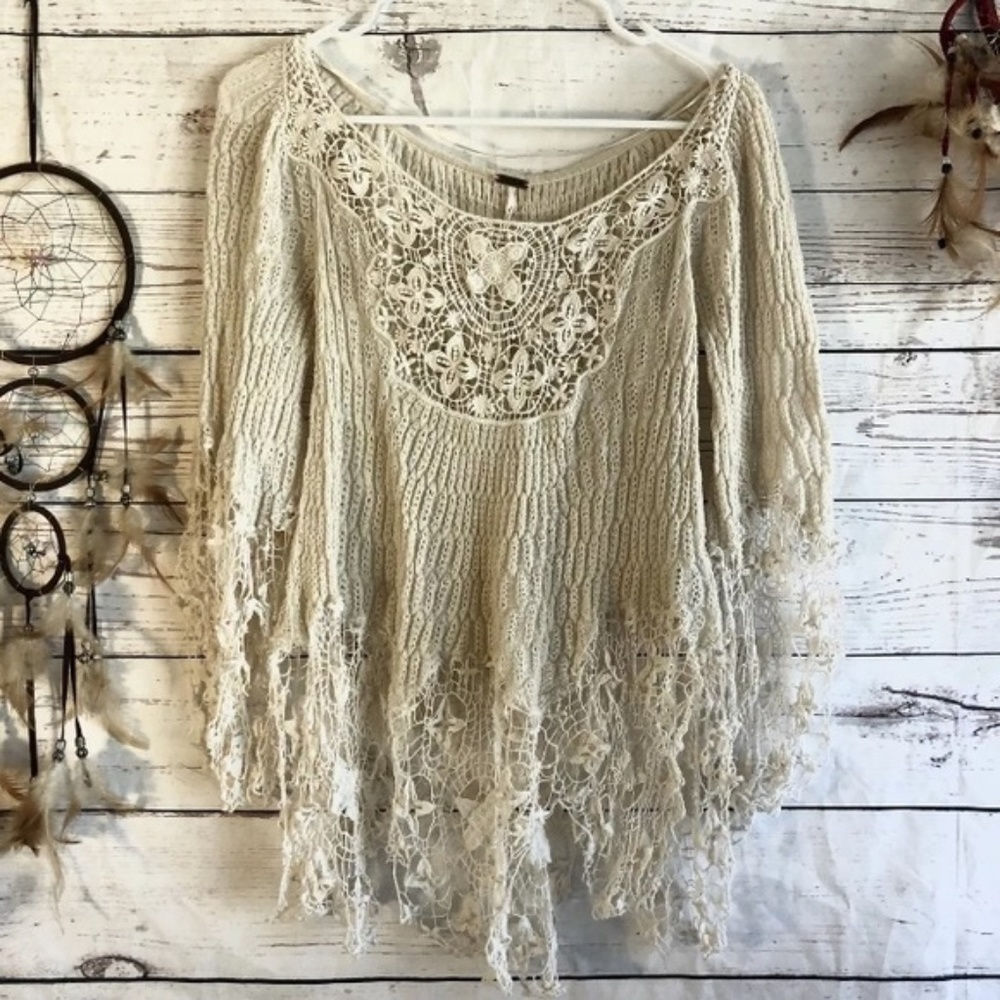 EUC: Free People Crochet Lace Boho Knit Tunic